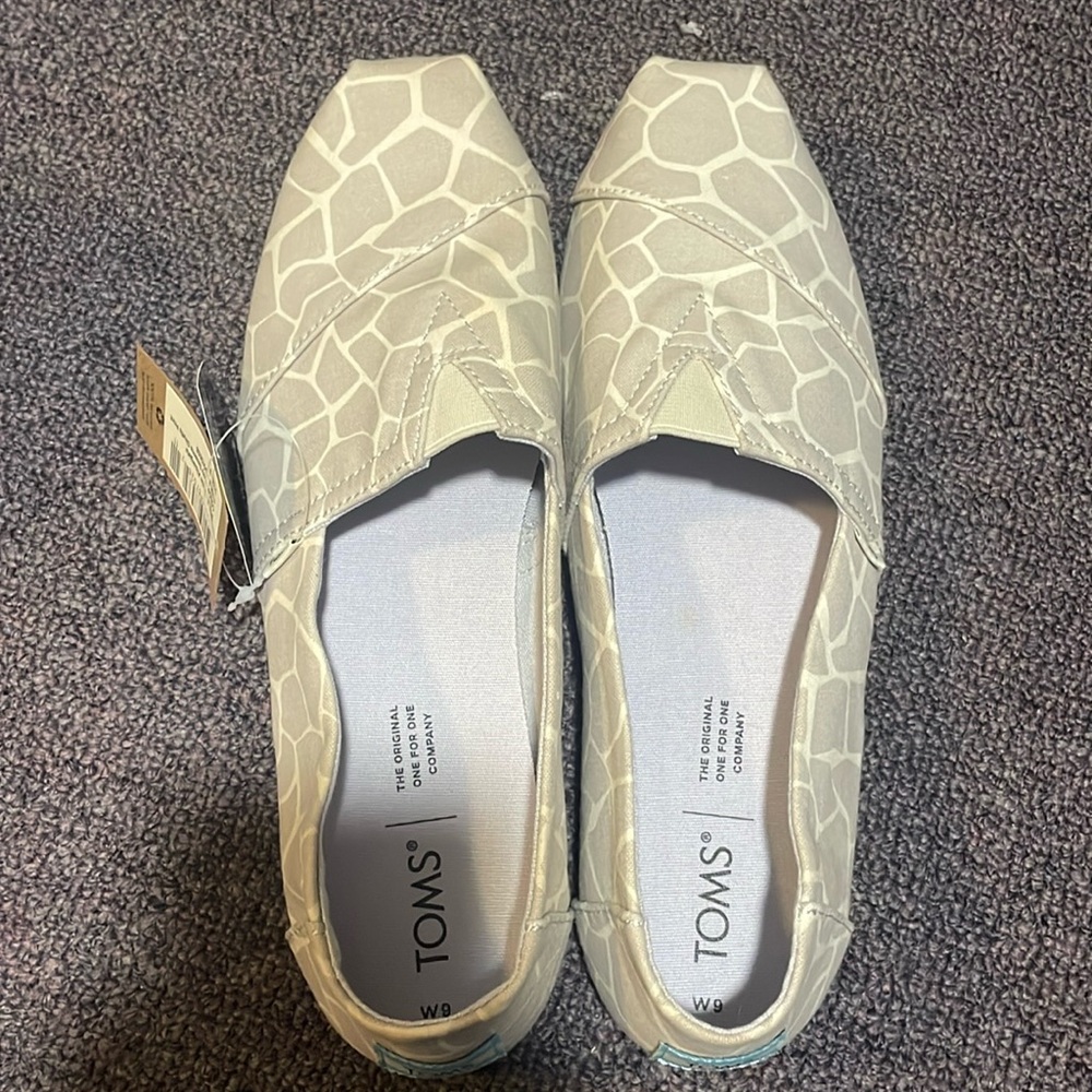 Toms Alpargata Grey Savanna Giraffe Print
